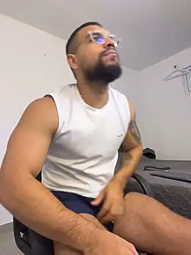 vincentjaxon online show from 10.26.25