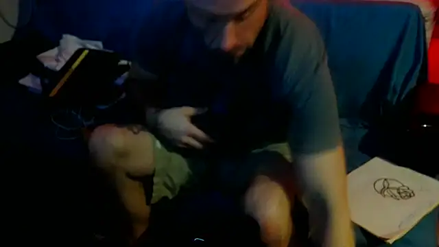 Luv2SuckBWC92 online show from 10.13.25