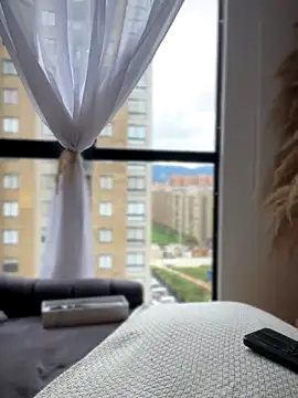 Sofi Leal online show from 11.19.25