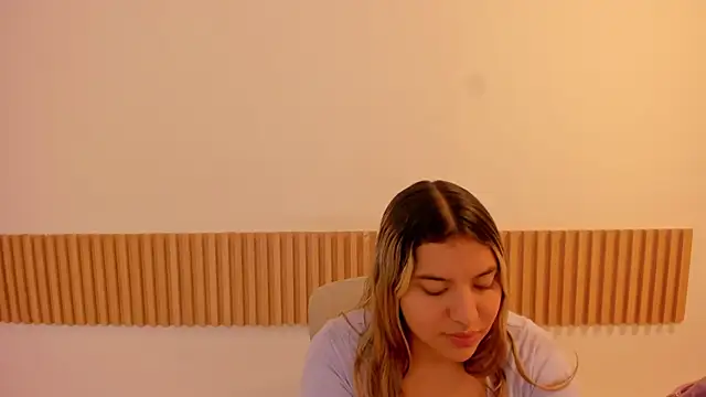 Snapshot of OliviaSweett chatting on 07.15.26 OliviaSweett online show from 07.15.26