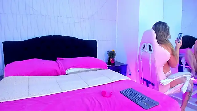 LilaRoussexx online show from 09.08.25