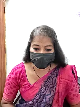 Snapshot of tamil_Sigappu_Roja chatting on 06.19.26 tamil Sigappu Roja online show from 06.19.26