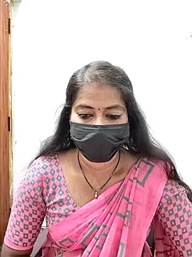 Snapshot of tamil_Sigappu_Roja chatting on 06.30.26 tamil Sigappu Roja online show from 06.30.26