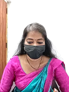 Snapshot of tamil_Sigappu_Roja chatting on 07.04.26 tamil Sigappu Roja online show from 07.04.26