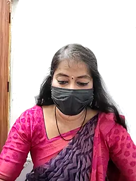 Snapshot of tamil_Sigappu_Roja chatting on 07.09.26 tamil Sigappu Roja online show from 07.09.26