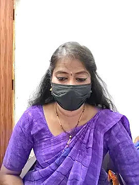 Snapshot of tamil_Sigappu_Roja chatting on 07.17.26 tamil Sigappu Roja online show from 07.17.26