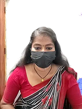 Snapshot of tamil_Sigappu_Roja chatting on 07.18.26 tamil Sigappu Roja online show from 07.18.26