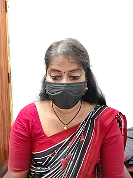 Snapshot of tamil_Sigappu_Roja chatting on 07.20.26 tamil Sigappu Roja online show from 07.20.26