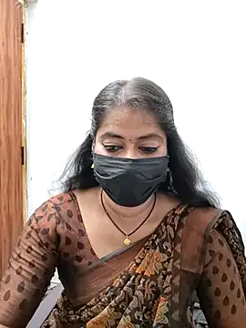 Snapshot of tamil_Sigappu_Roja chatting on 07.22.26 tamil Sigappu Roja online show from 07.22.26