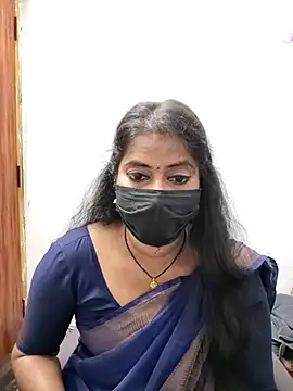 Snapshot of tamil_Sigappu_Roja chatting on 07.23.26 tamil Sigappu Roja online show from 07.23.26