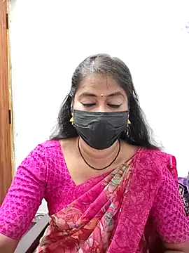Snapshot of tamil_Sigappu_Roja chatting on 07.27.26 tamil Sigappu Roja online show from 07.27.26