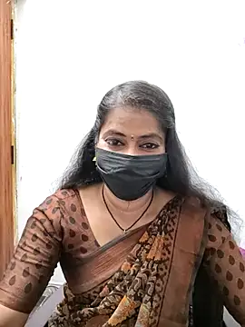 Snapshot of tamil_Sigappu_Roja chatting on 07.29.26 tamil Sigappu Roja online show from 07.29.26
