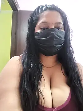 Snapshot of Cute_Avni99 chatting on 11.24.25 Cute Avni99 online show from 11.24.25