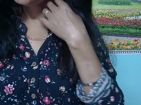 Snapshot of Lovely_bhabhi143 chatting on 05.04.26 Lovely bhabhi143 online show from 05.04.26