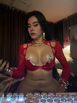 Snapshot of Your_dreambabe chatting on 05.31.26 Your dreambabe online show from 05.31.26