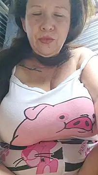 Snapshot of SinisterBabe chatting on 05.19.26 SinisterBabe online show from 05.19.26