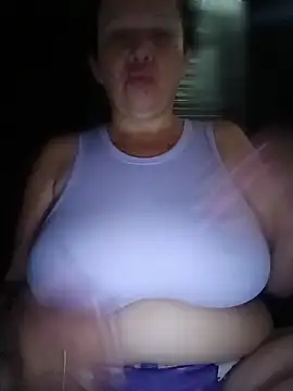 Snapshot of SinisterBabe chatting on 06.07.26 SinisterBabe online show from 06.07.26