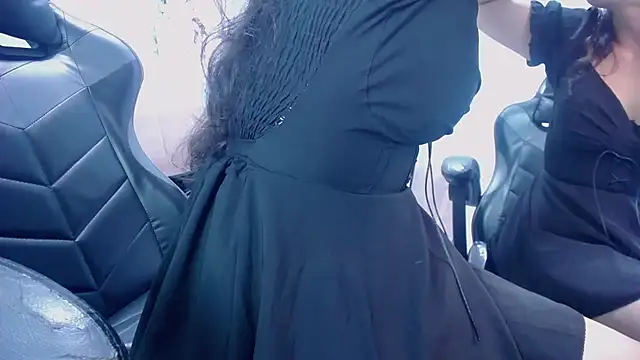 victoria hernandez t  online show from 10.31.25