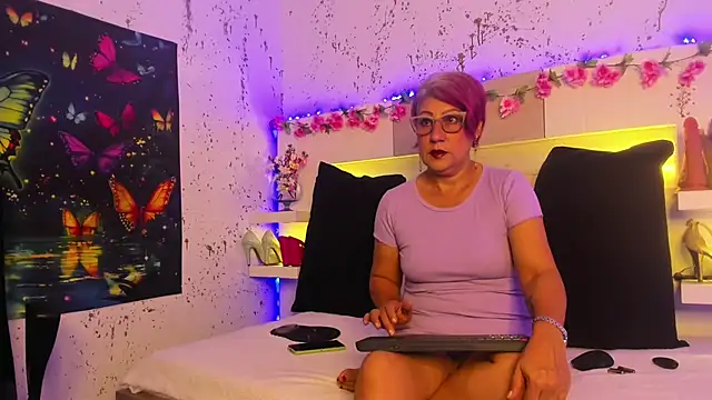 Snapshot of JaddeWalker chatting on 03.24.26 JaddeWalker online show from 03.24.26