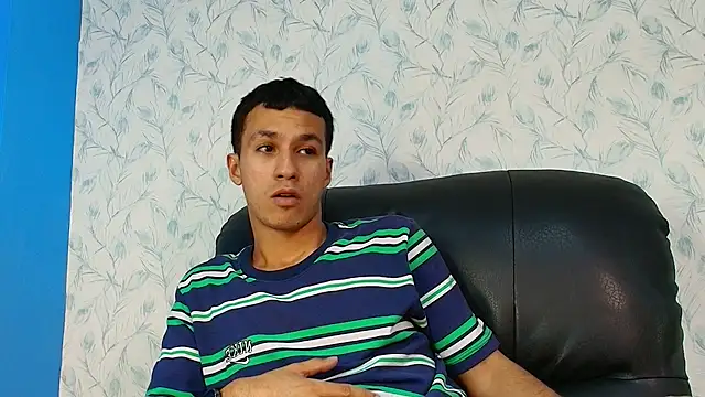 Snapshot of Marcus_Jeron chatting on 05.25.26 Marcus Jeron online show from 05.25.26