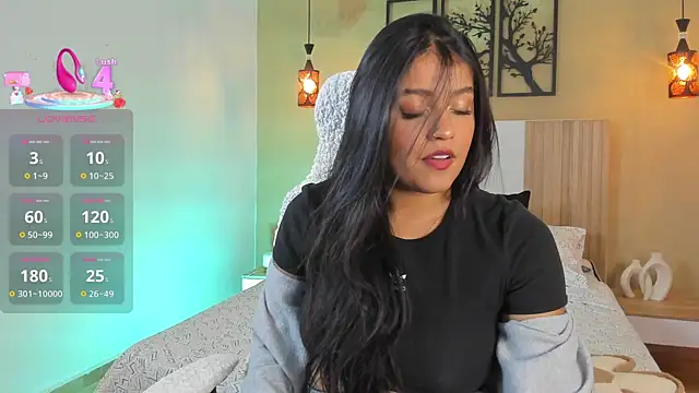 Camila Bustamante online show from 10.07.25