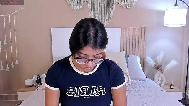 Snapshot of Camila_Bustamante chatting on 05.02.26 Camila Bustamante online show from 05.02.26