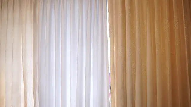 Ariaa Isabell online show from 10.17.25