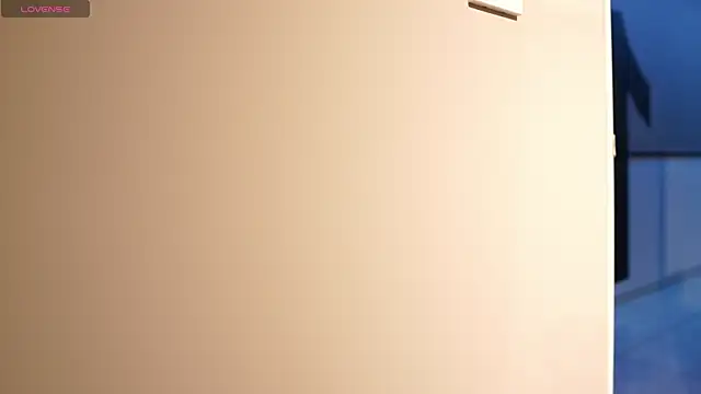 Ariaa Isabell online show from 11.07.25