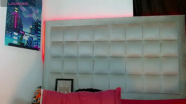 Snapshot of AmazingMistressNathy chatting on 04.24.26 AmazingMistressNathy online show from 04.24.26