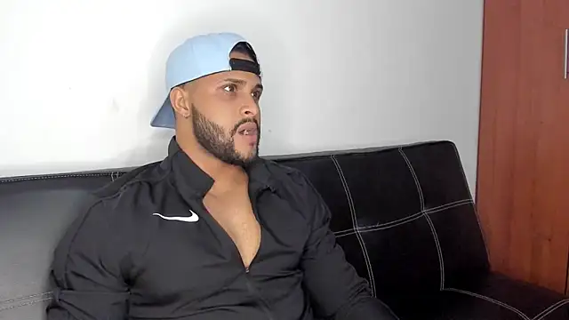 Snapshot of Pier_Simons chatting on 01.17.26 Pier Simons online show from 01.17.26