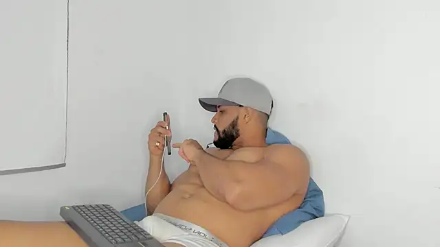 Snapshot of Pier_Simons chatting on 02.25.26 Pier Simons online show from 02.25.26