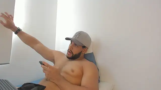 Snapshot of Pier_Simons chatting on 03.01.26 Pier Simons online show from 03.01.26