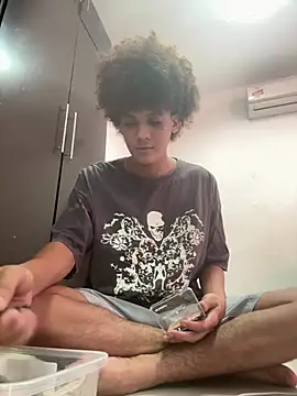 Max Rain online show from 07.13.26