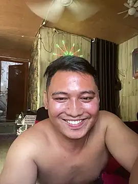 Snapshot of BicuriousExploer chatting on 11.10.25 BicuriousExploer online show from 11.10.25