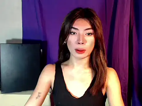 Snapshot of tgirlzeahxxx chatting on 10.06.25 tgirlzeahxxx online show from 10.06.25