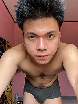 Snapshot of JerichoGutierez chatting on 05.15.26 JerichoGutierez online show from 05.15.26