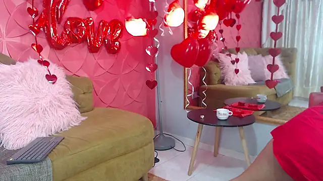 Snapshot of SailonTeen chatting on 02.15.25 SailonTeen online show from 02.15.25