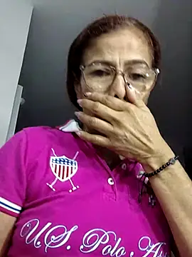 Snapshot of Merybeks chatting on 03.14.26 Merybeks online show from 03.14.26