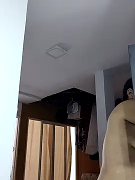 Snapshot of Merybeks chatting on 03.21.26 Merybeks online show from 03.21.26