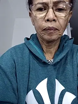 Snapshot of Merybeks chatting on 04.09.26 Merybeks online show from 04.09.26