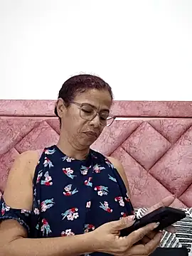 Snapshot of Merybeks chatting on 04.10.26 Merybeks online show from 04.10.26