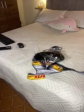 Snapshot of juliana-mancini chatting on 03.06.26 juliana-mancini online show from 03.06.26