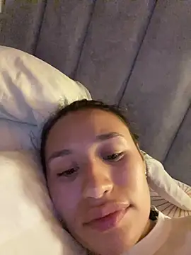 Snapshot of juliana-mancini chatting on 03.24.26 juliana-mancini online show from 03.24.26