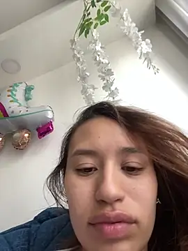 Snapshot of juliana-mancini chatting on 03.29.26 juliana-mancini online show from 03.29.26