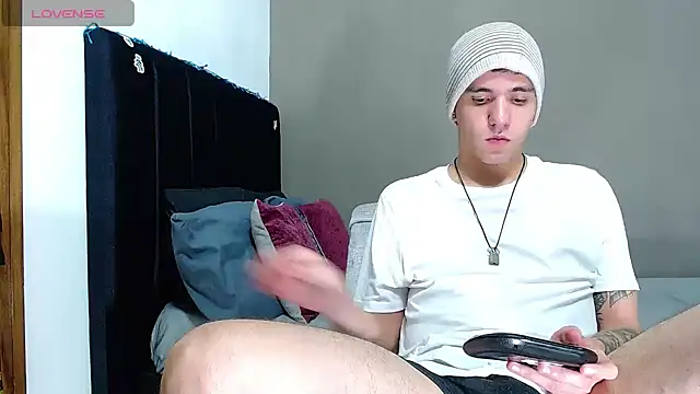 Snapshot of Matteo12_ chatting on 01.16.26 Matteo12 online show from 01.16.26