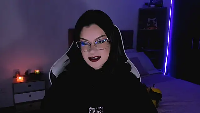 OphelianaRose33 online show from 09.25.25