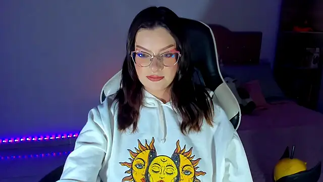 OphelianaRose33 online show from 05.01.26