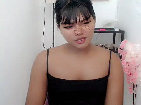Snapshot of FROXXX21 chatting on 07.05.26 FROXXX21 online show from 07.05.26