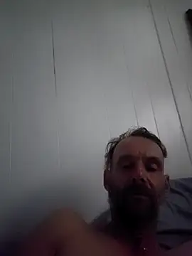 Snapshot of Hungwell1515 chatting on 07.03.26 Hungwell1515 online show from 07.03.26