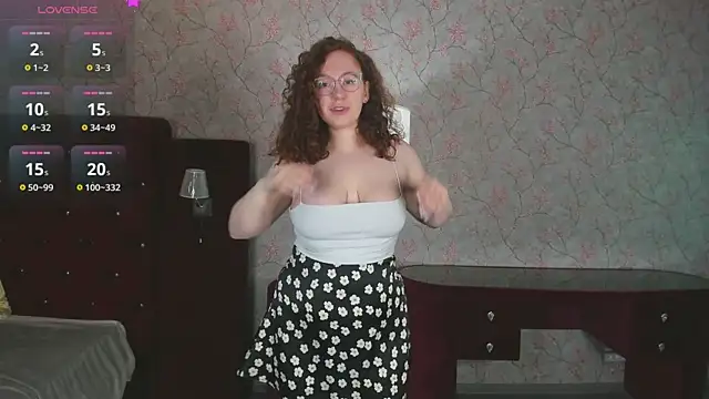 ellie coy  online show from 03.21.26